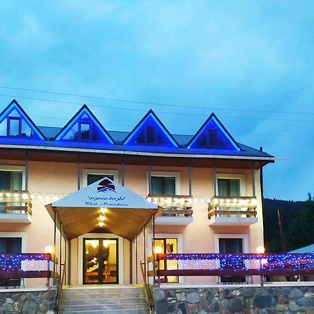 Hotel White Mountains • Თეთრი Მთები Местия Экстерьер фото