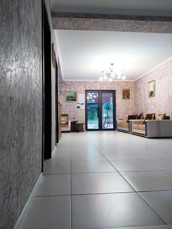 Hotel White Mountains • Თეთრი Მთები Местия Экстерьер фото