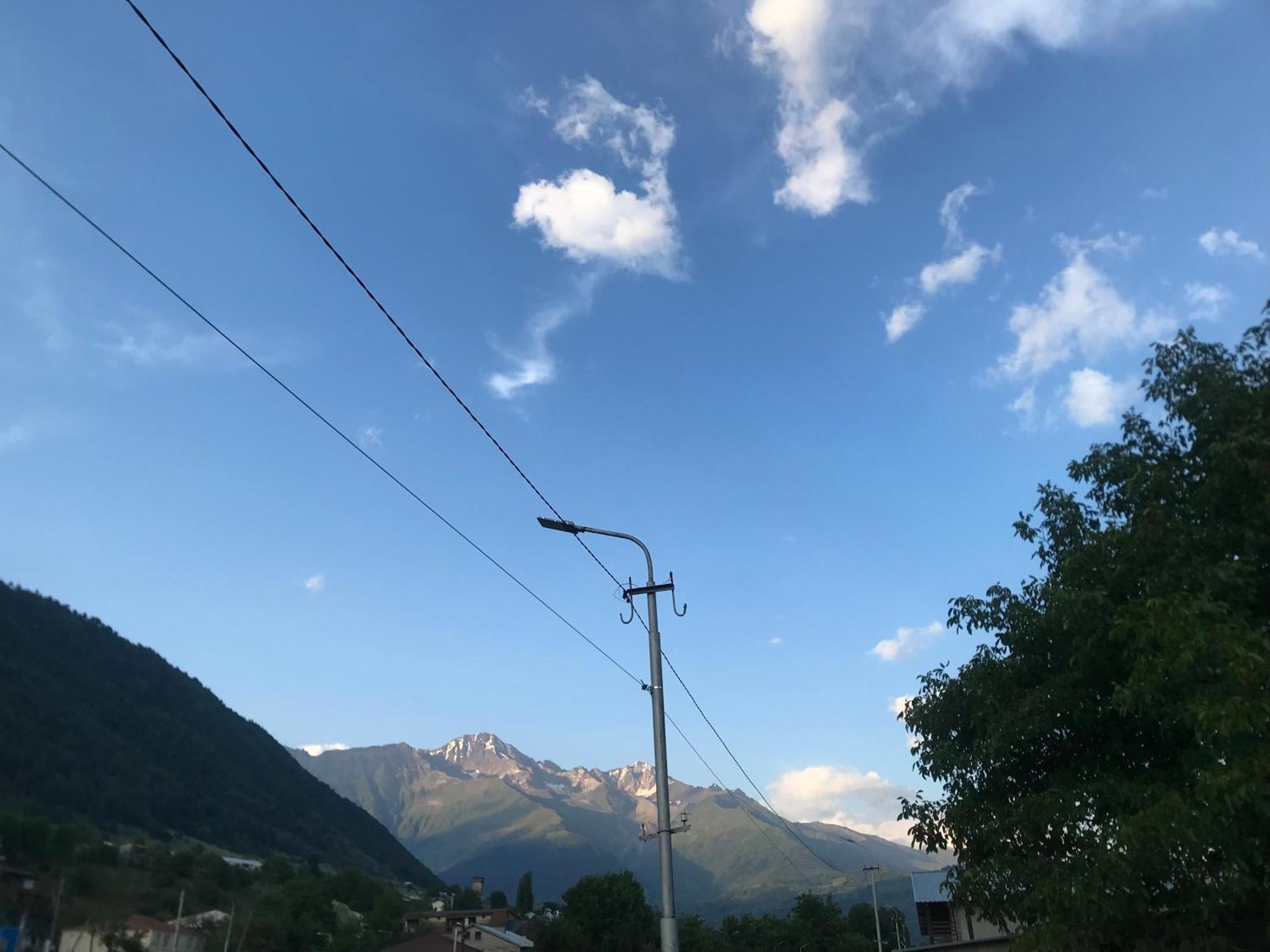 Hotel White Mountains • Თეთრი Მთები Местия Экстерьер фото